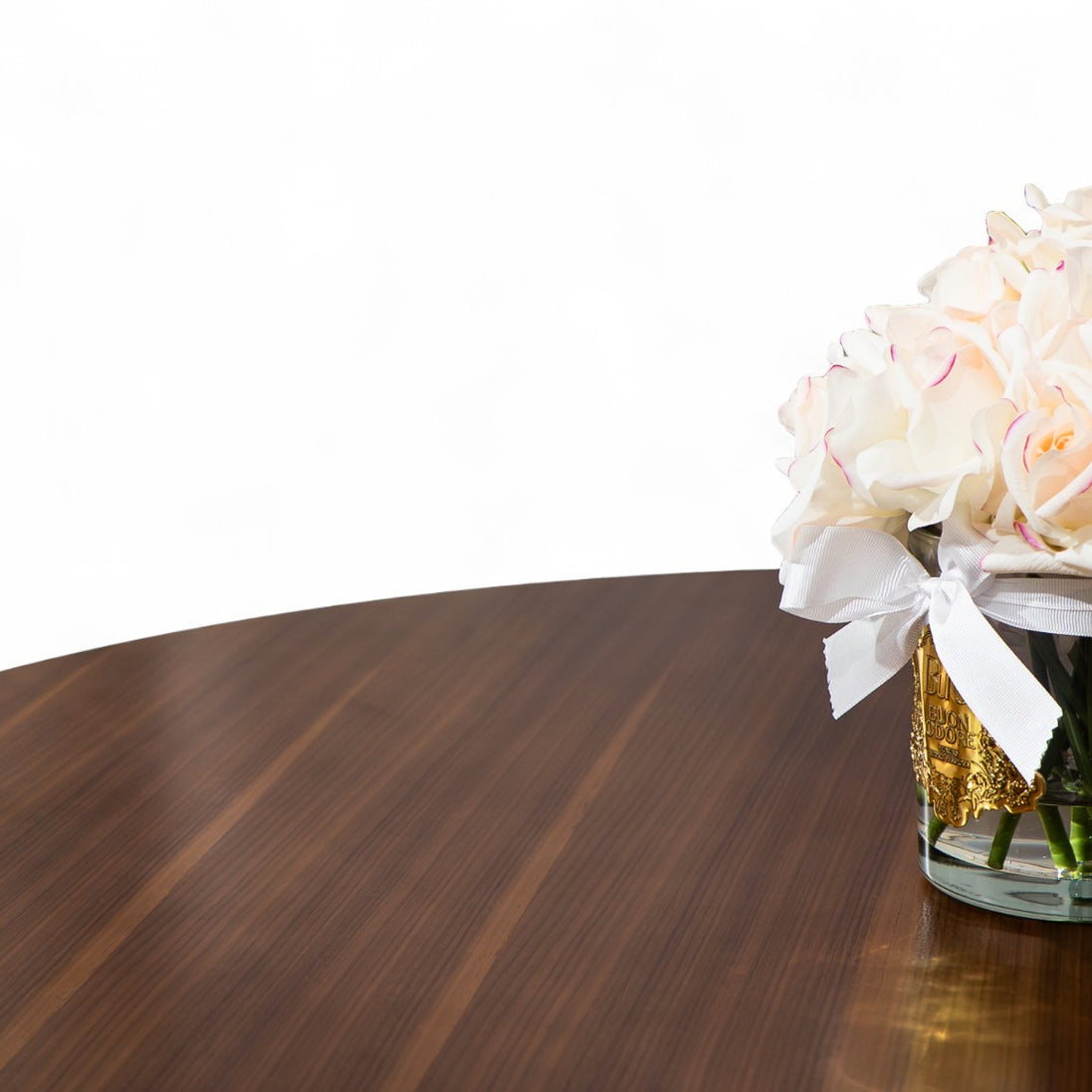 095 Round Dining Table Walnut