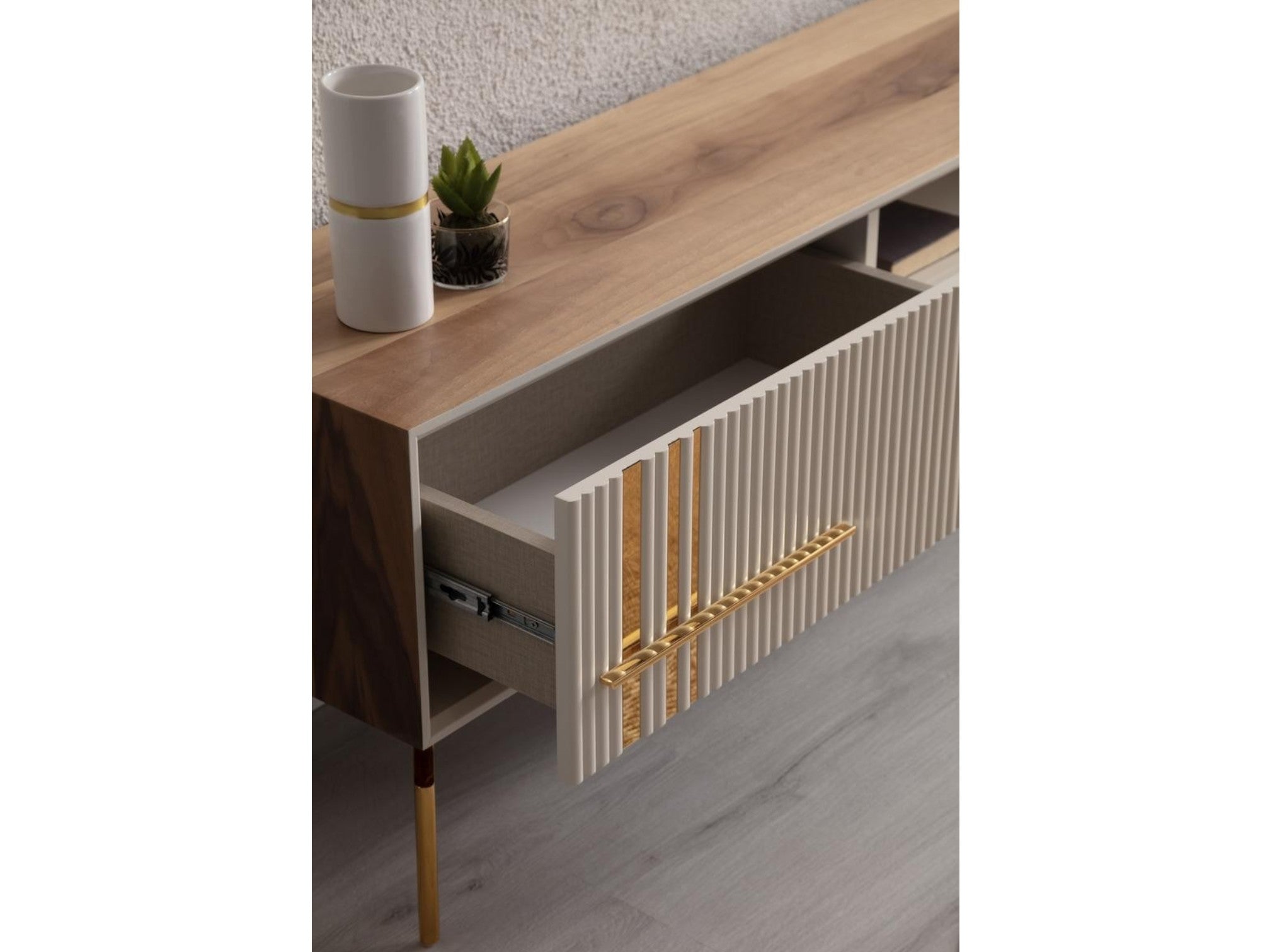 Lincoln Wooden Tv Unit Cream 200cm